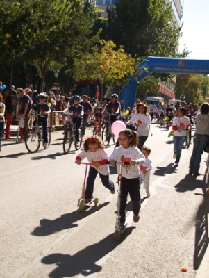  Carrera y marcha solidaria contra el cáncer 2008