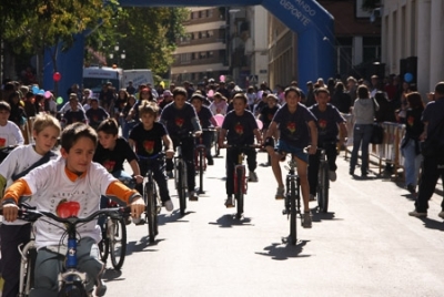  Carrera y marcha solidaria contra el cáncer 2008