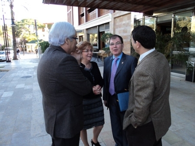  Presentación del libro de recetas solidarias en Marbella